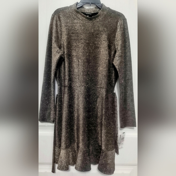 [5x$20] NEW Metallic Golden Dress - Size XL Misses - Picture 2 of 10